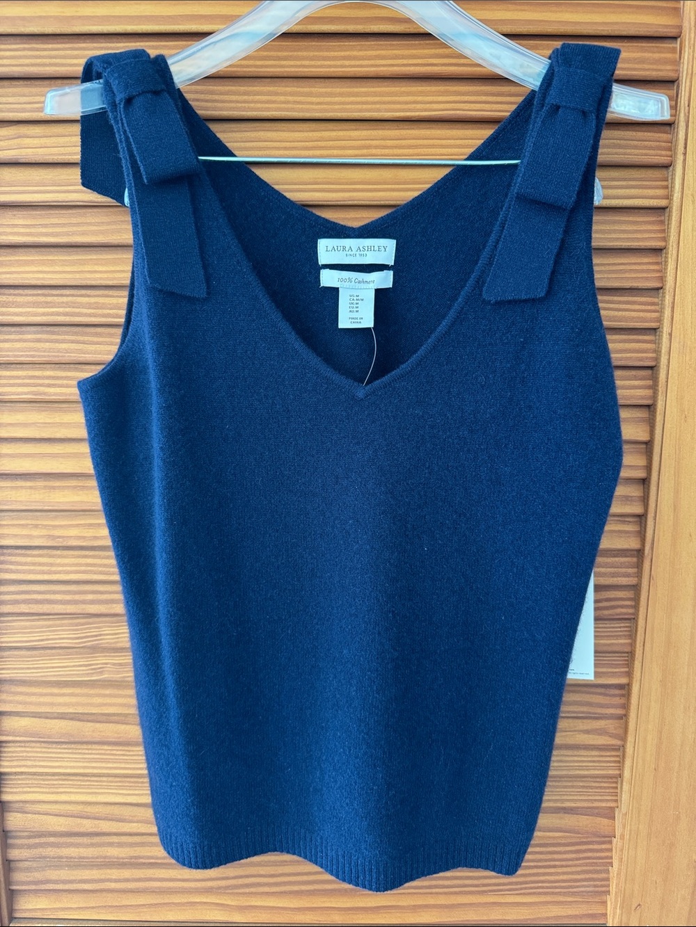 LAURA ASHLEY Navy V-Neck Bow Strap Sleeveless Cashmere Top